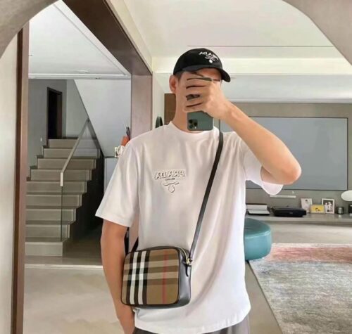 Burberry經典格紋相機包（大）