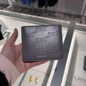 BALENCIAGA 巴黎世家男士8卡牛皮壓紋短夾